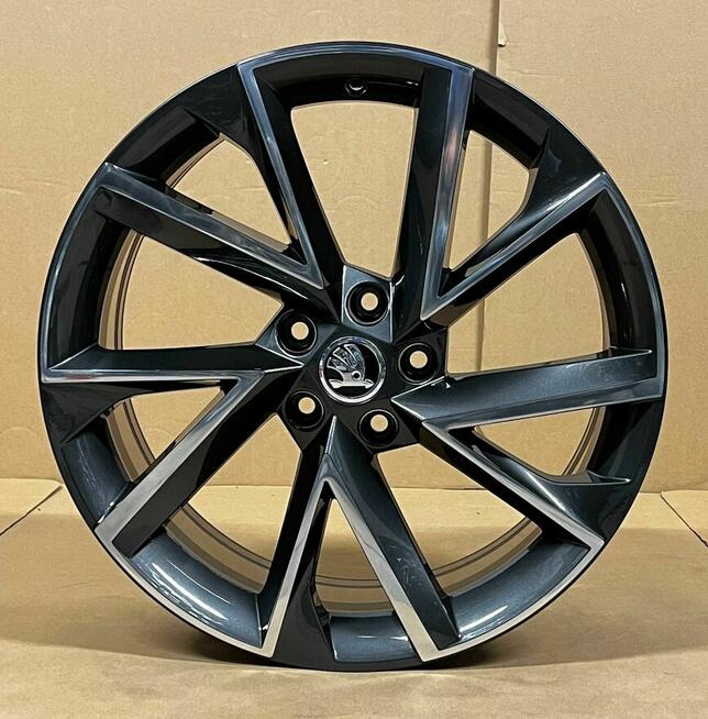 Felgi Skoda Superb 3V0601025AP 8Jx19 ET44 5x112