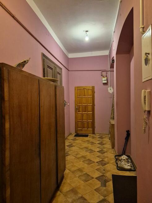 3-pok, I-p, 110 m2, Centrum, do remontu