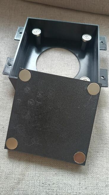 ukryta skrzynka wentylacyjna