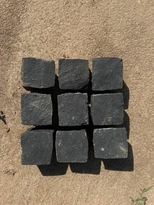 Sprzedam kostkę bazaltową