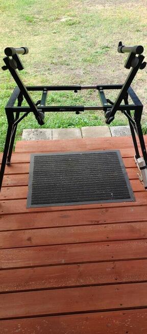 Sprzedam statyw do organ