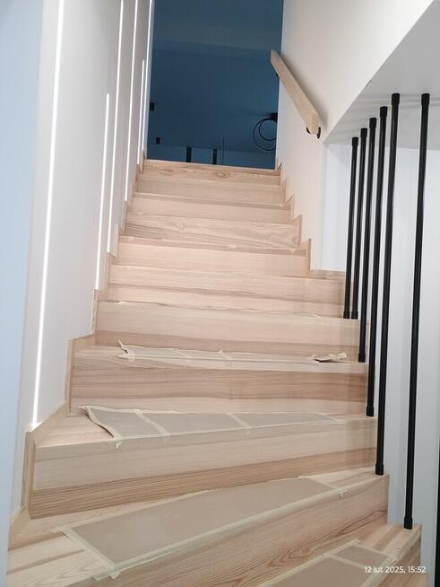 Stoły, blaty, stopnie na beton i konstrukcję metalową