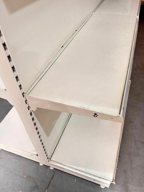 Regały sklepowe na magazyn 32 segmenty typu gondola metalowe