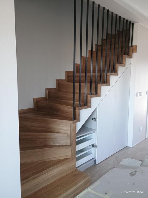 Stoły, blaty, stopnie na beton i konstrukcję metalową