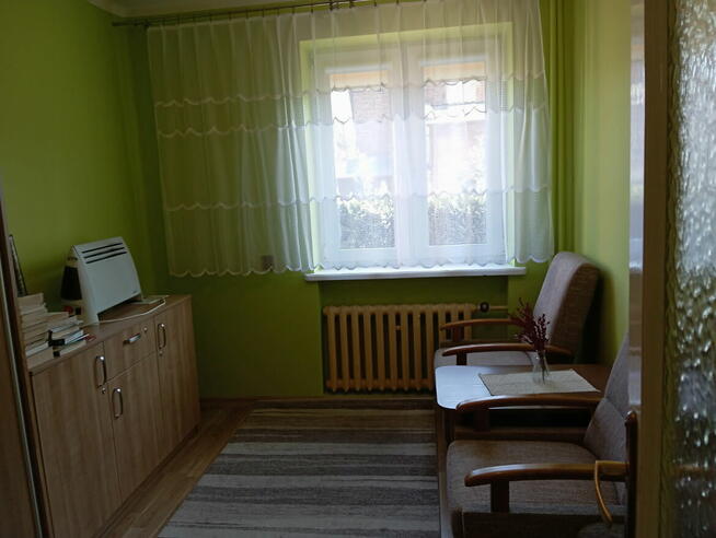 Sprzedam dom w Łasku, woj. Łódzkie z warsztatem i garażami