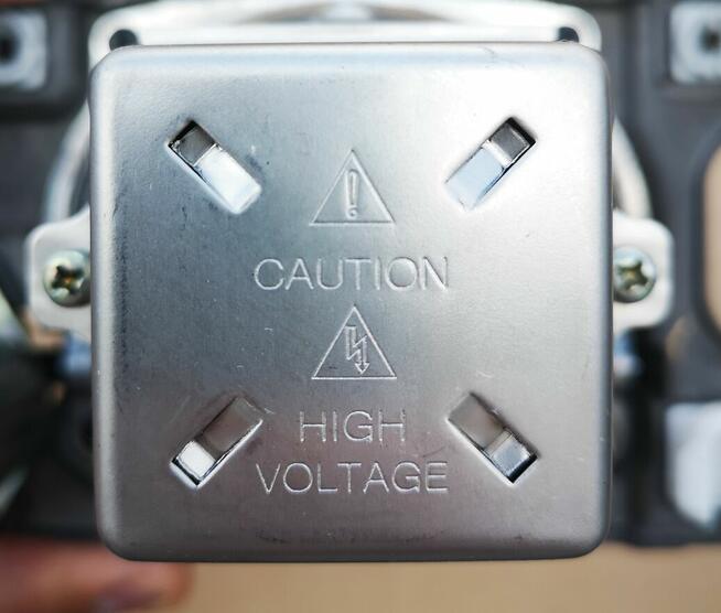 Soczewka Xenon lampy prawy przód Chevrolet Malibu IV 12-17