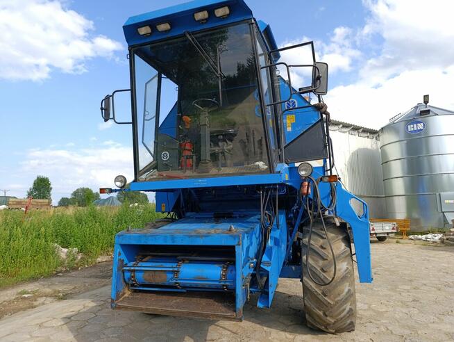 Sprzedam kombajn New Holland Bizon Z58 – Stan Idealny!