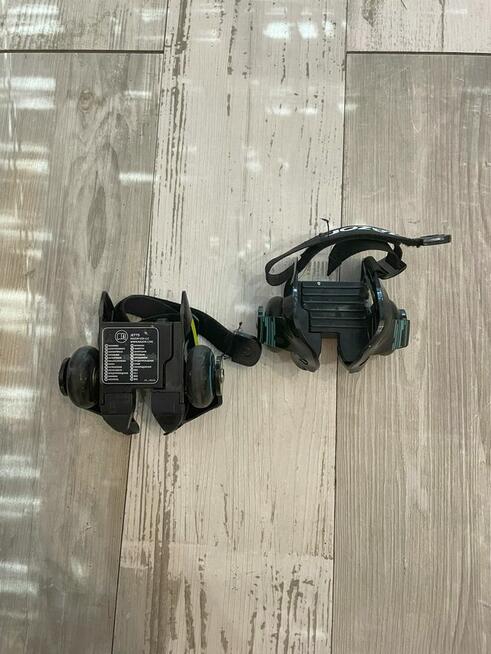 Wrotki na buty nakładki RAZOR rolki