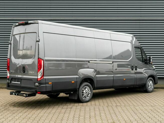 Iveco Daily 35S18A8H V L4H2 16M3 Kamera Hak Drzwi 270. Aktywny Tempo. Od ręki !! 2390zł