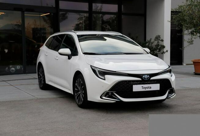 Toyota Corolla Nowa Hybryda 140KM 1,8 Pakiet Tech Comfort Kamera Dostępny - 1434zł