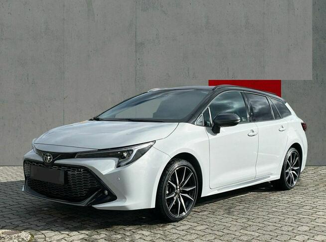 Toyota Corolla Style 2,0 196KM Kamera Super Niska Cena Dostępny od ręki 1594 zł
