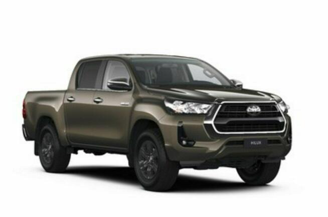Toyota Hilux 2,8 204KM Executive Kamera 360 18" Felgi Super Cena od ręki !