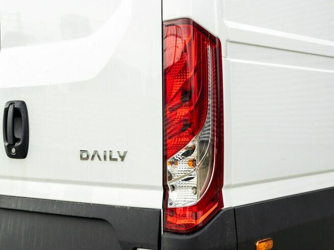 Iveco Daily 35S18A8H V Automat 18m3 L4H3 Brygada 7-os. Kamera Dostępny od ręki ! 2776zł