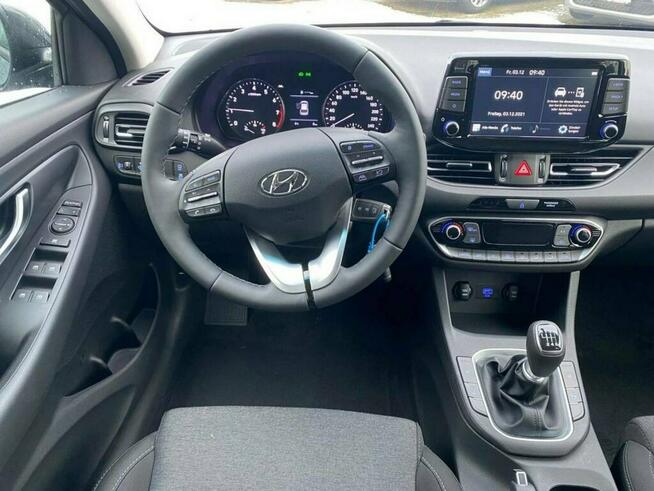 Hyundai i30 100KM Modern Pakiet Comfort Kamera Czujniki od ręki 1030 zł