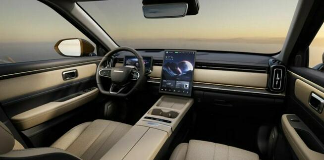 Jaecoo 7 SH 280KM Hybryda Plug-in Exclusive Panorama Kamera 540st. 1886 zł