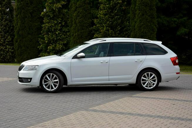 Škoda Octavia Skóry Navi Radar ACC Duża2xParktronici Bi-Xenon Ledy ASO SKODA