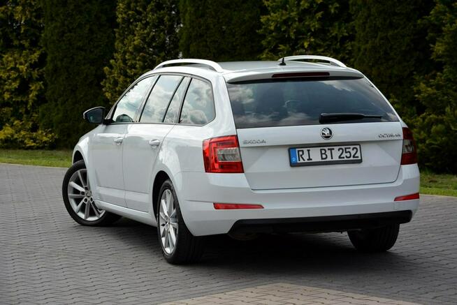 Škoda Octavia Skóry Navi Radar ACC Duża2xParktronici Bi-Xenon Ledy ASO SKODA