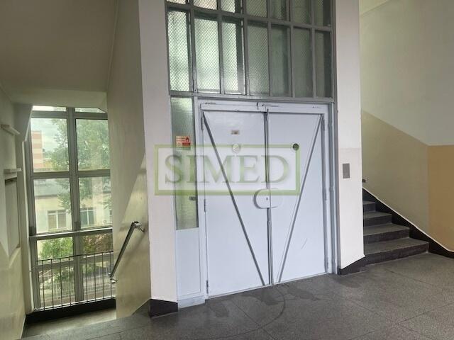 Biuro , pełna infrastruktura ,ochrona ,dostęp24h