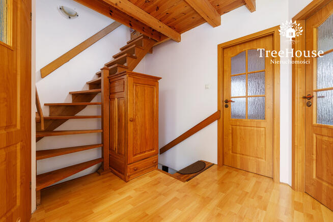 Dom szeregowy z lokalem usługowym w Reszlu