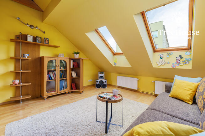 Dom szeregowy z lokalem usługowym w Reszlu