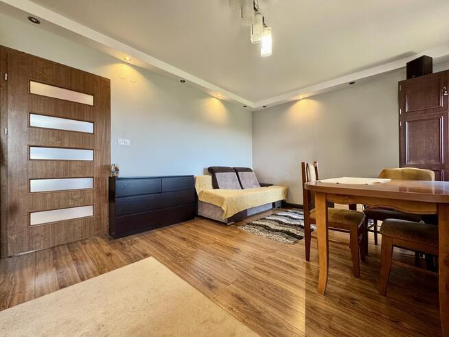 balkon, świetna lokalizacja, trzy pokoje