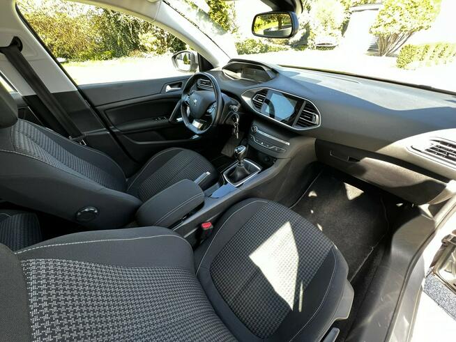 PEUGEOT 308 Kombi 1.2 Benzyna, 2021 rok, Historia serwisowa, FV 23%