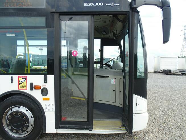 VAN HOOL , Całkowita Długość 9.43m, DMC 14800KG , Niskopodłogowy