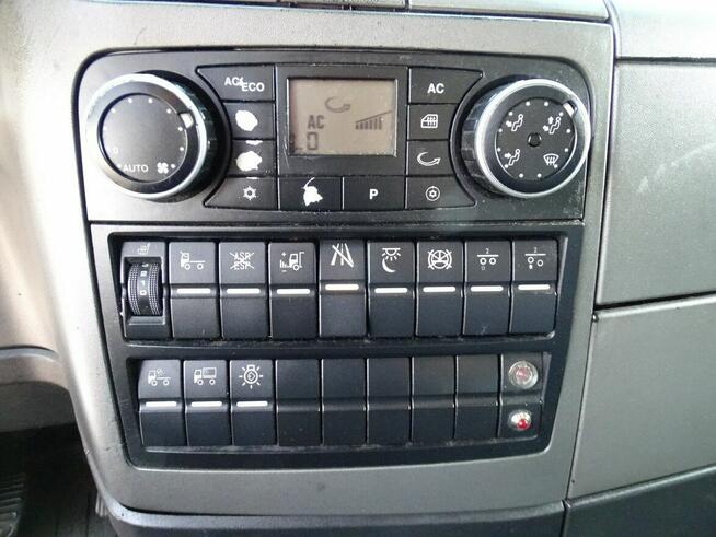 ESP, ASR , Webasto , Klima , Poduszki , Manualna Skrzynia Biegów