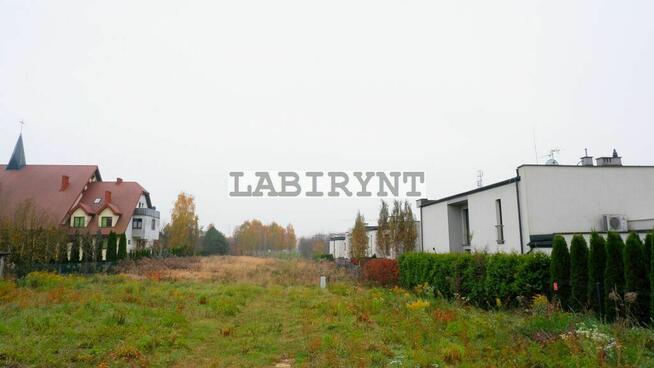 Parkitka, budowlana, 645m2, wymiary 19x34, media