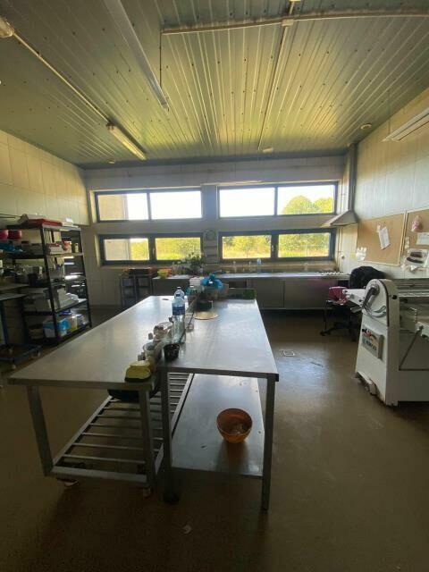 Lokal użytkowy Police, Starzyńskiego