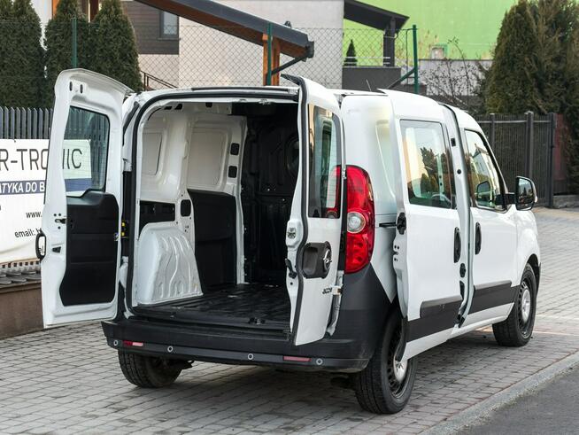 Opel Combo 1.3_Diesel_90KM_Parktronic