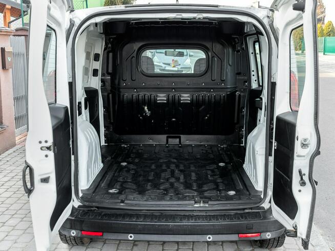 Opel Combo 1.3_Diesel_90KM_Parktronic