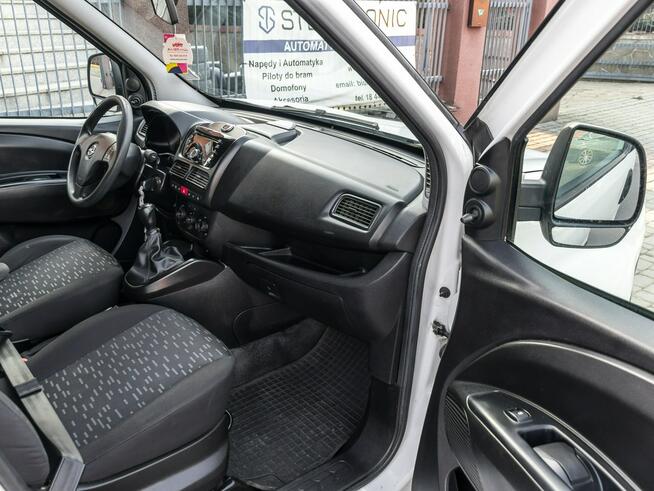 Opel Combo 1.3_Diesel_90KM_Parktronic