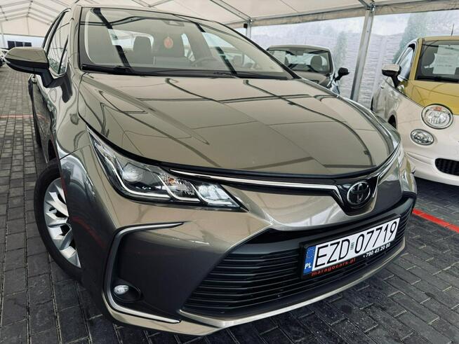 Toyota Corolla 1.5 Benzyna* 125 KM* 6 Biegów* SALON POLSKA* Zarejestrowana*