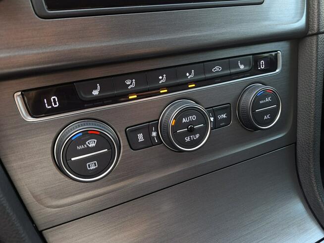 Volkswagen Golf *1.6TDi CR* 110KM* Bardzo Ładny * komputer* TEMPOMAT* NAWiGACJA*