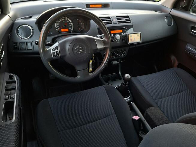 Suzuki Swift * 1.3i * Z NiEMiEC* BARDZO Ładny* 5drzwi*KLiMATRONiK* LiFT*