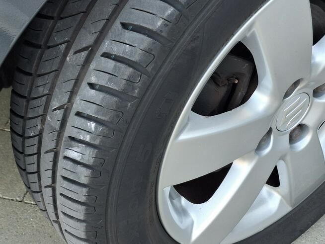 Suzuki Swift * 1.3i * Z NiEMiEC* BARDZO Ładny* 5drzwi*KLiMATRONiK* LiFT*