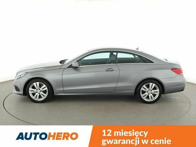 Mercedes E 250 półskóra, navi full LED klima auto grzane fotele czujnki parkowania