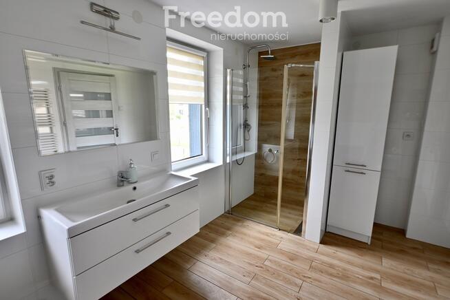 Dwa piękne domy na urokliwej działce