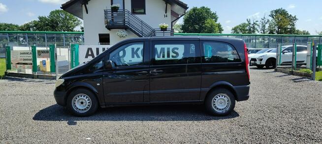 Mercedes Vito 8-osobowy, stan bardzo dobry.