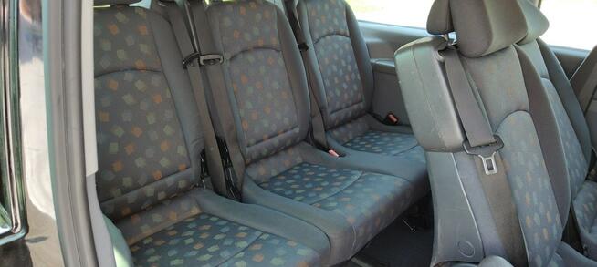 Mercedes Vito 8-osobowy, stan bardzo dobry.