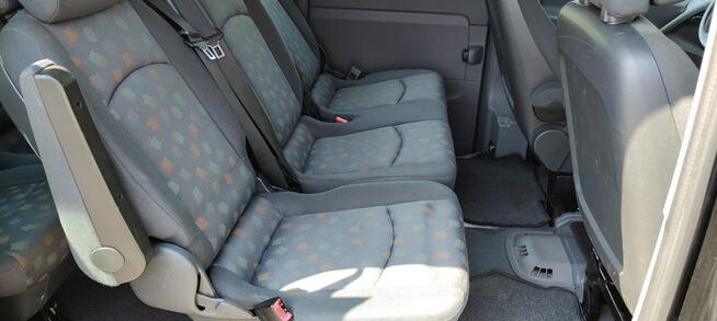 Mercedes Vito 8-osobowy, stan bardzo dobry.