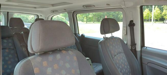 Mercedes Vito 8-osobowy, stan bardzo dobry.