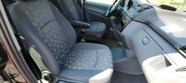 Mercedes Vito 8-osobowy, stan bardzo dobry.