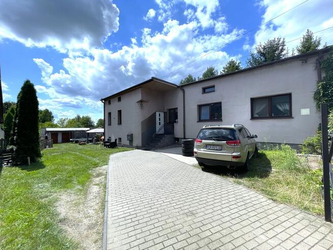 Dom w pobliżu jeziora i lasów.Duża działka 2461 m2