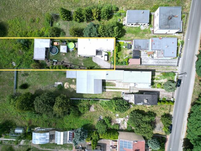 Dom w pobliżu jeziora i lasów.Duża działka 2461 m2