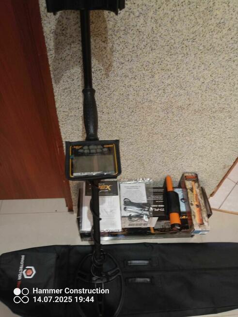 Wykrywacz metali Garrett ACE APEX z cewką Raider 8,5X11