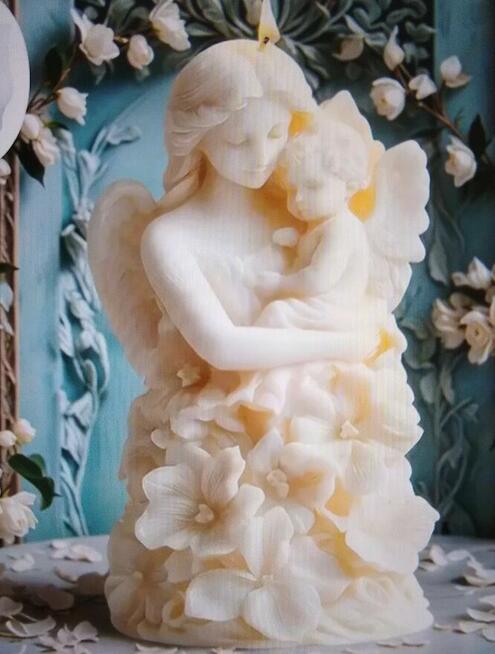 Znicz świeczka zapachowa figurka z wosku anioł