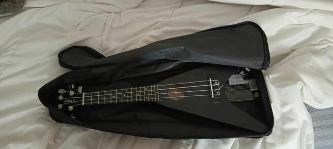 Sprzedam ukulele czarne