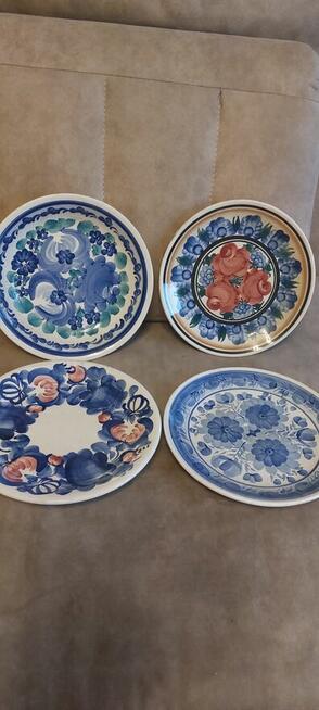 Talerze fajans ażurowe do powieszenia na ścianie